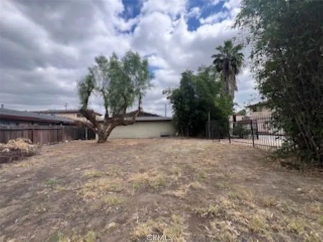 1064 Waters, Pomona, California 91766