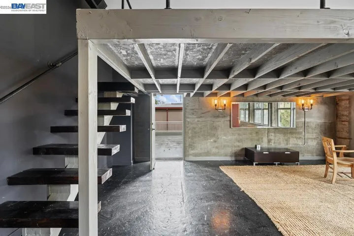 Direct access to roof deck