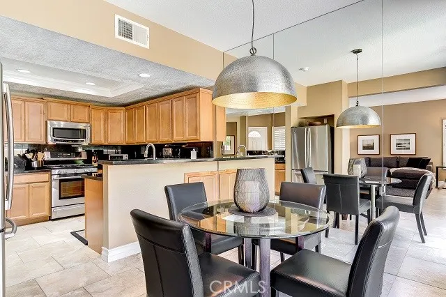 2439 Paseo Circulo, Tustin, California 92782