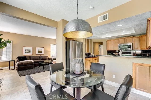 2439 Paseo Circulo, Tustin, California 92782