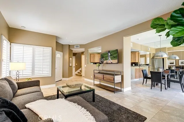 2439 Paseo Circulo, Tustin, California 92782