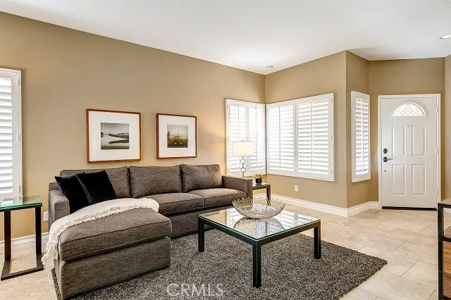 2439 Paseo Circulo, Tustin, California 92782