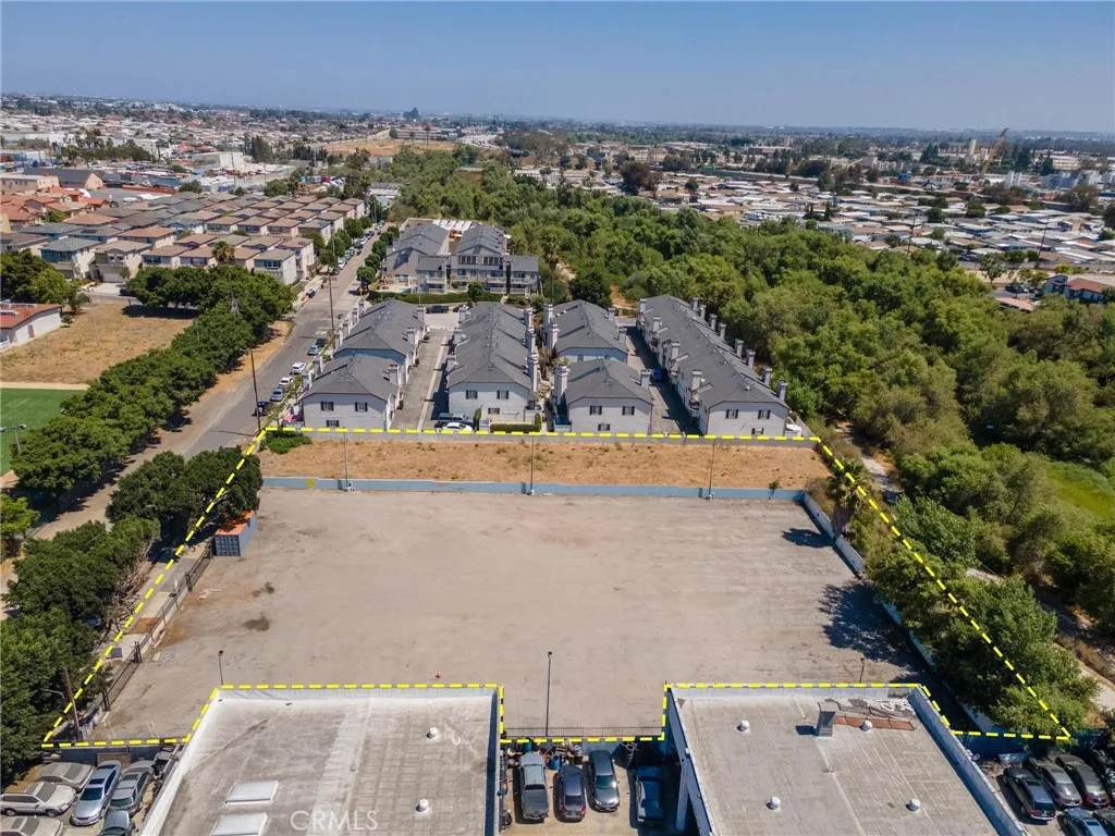 only the paved portion is for lease