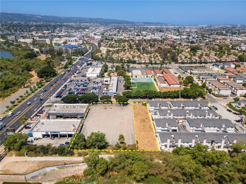 only the paved portion is for lease