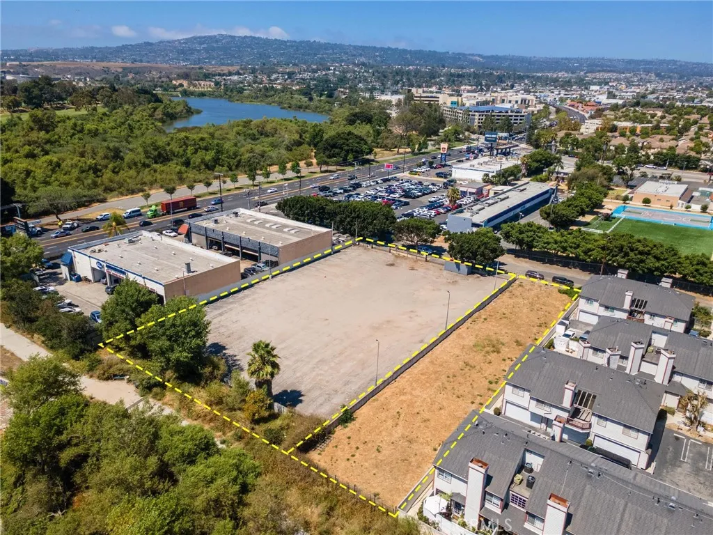 only the paved portion is for lease