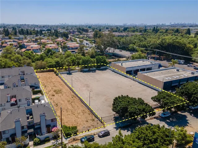 only the paved portion is for lease