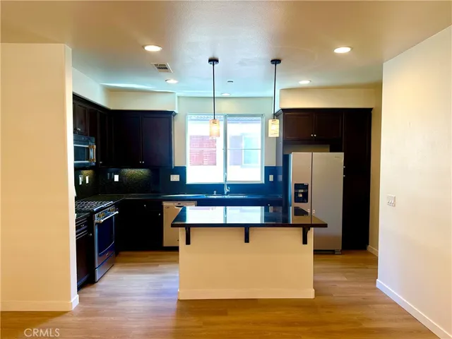 6388 Pictor Court, Eastvale, California 91752