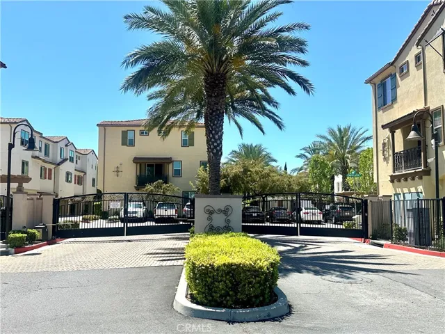 6388 Pictor Court, Eastvale, California 91752