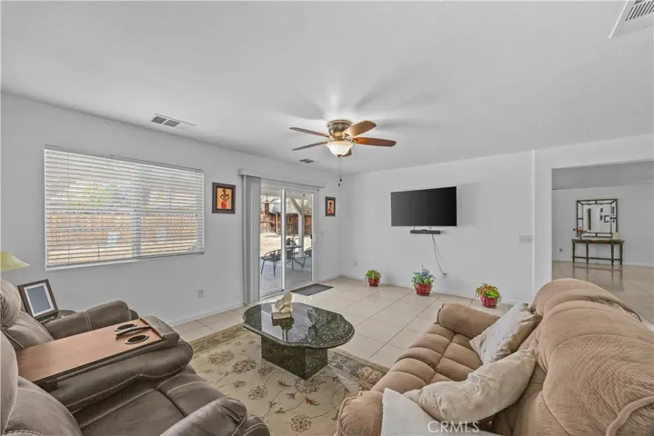 45020 Sonia, Lake Elsinore, California 92532
