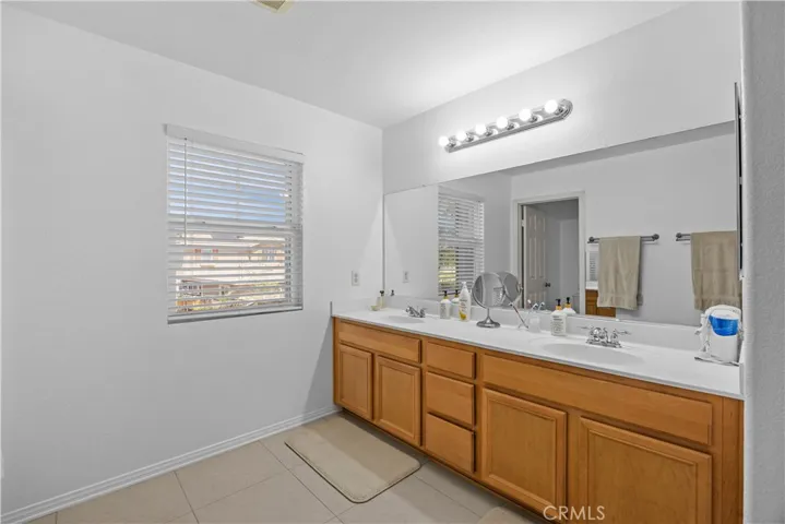45020 Sonia, Lake Elsinore, California 92532