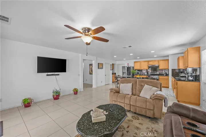 45020 Sonia, Lake Elsinore, California 92532