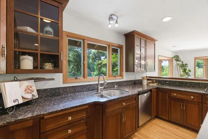17515 Upper East Zayante Road, Los Gatos, California 95033