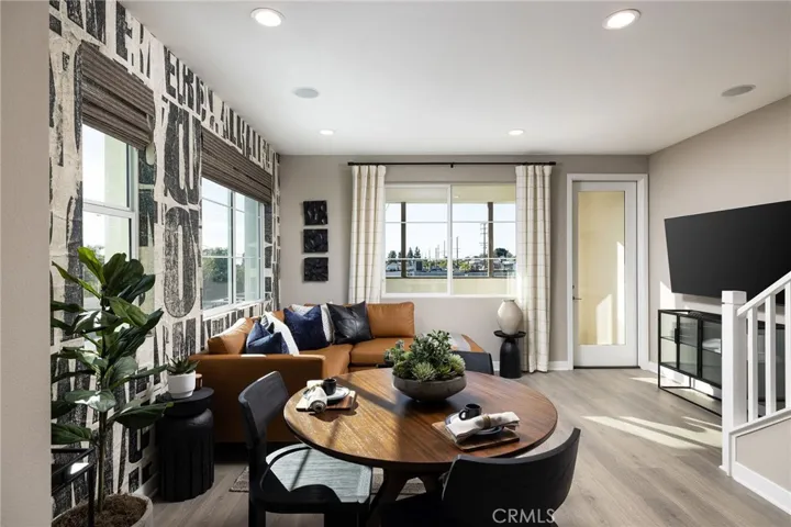 324 E Whittier Boulevard, La Habra, California 90631