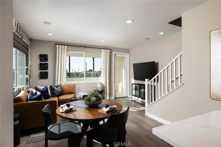 324 E Whittier Boulevard, La Habra, California 90631