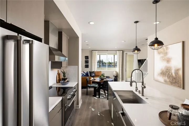 324 E Whittier Boulevard, La Habra, California 90631