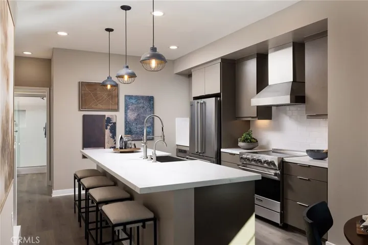324 E Whittier Boulevard, La Habra, California 90631