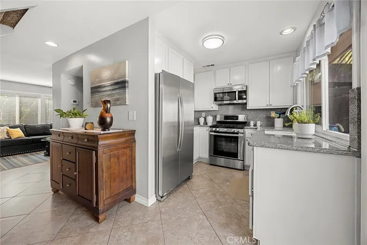 1416 N Stoneyhaven Lane, Anaheim, California 92801