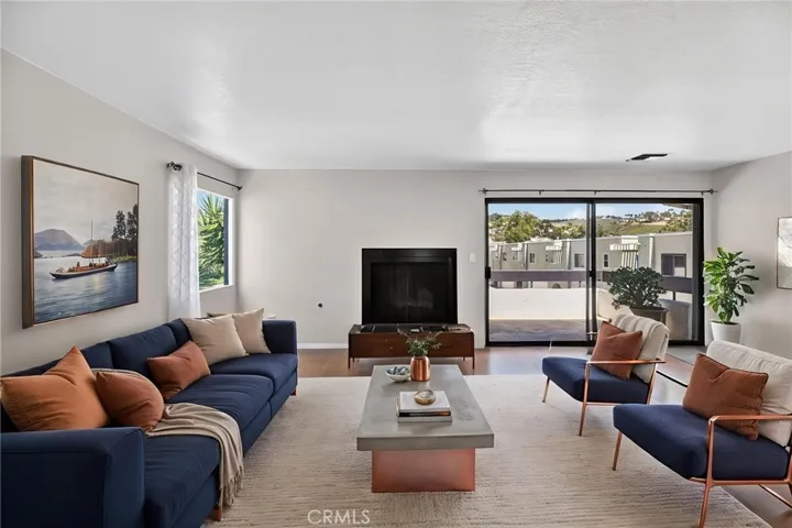 Living Area: Virtually Staged