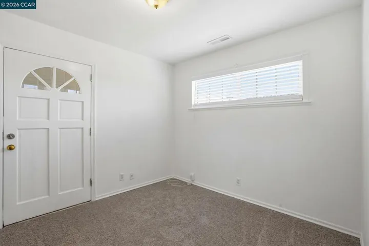 1370 Vine Ave, Martinez, California 94553