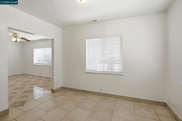 1370 Vine Ave, Martinez, California 94553