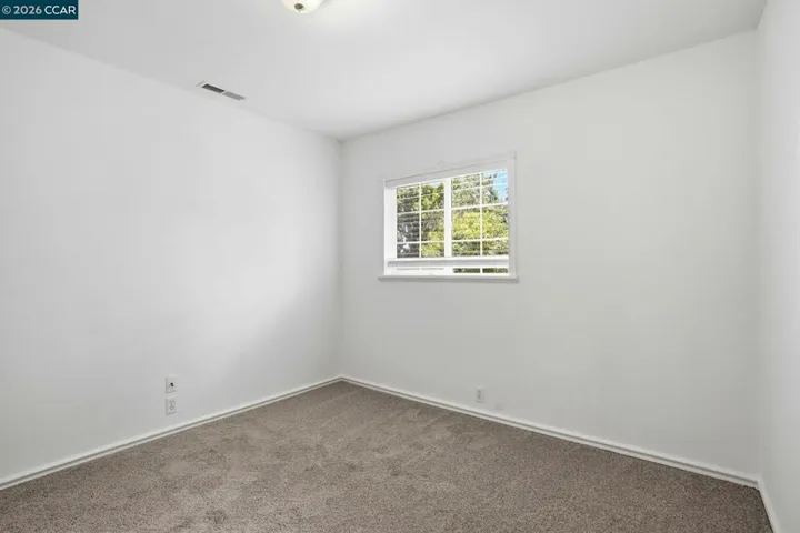 1370 Vine Ave, Martinez, California 94553