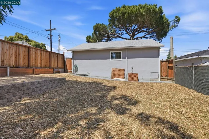 1370 Vine Ave, Martinez, California 94553