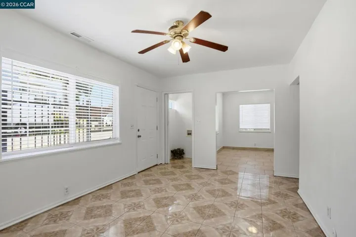 1370 Vine Ave, Martinez, California 94553