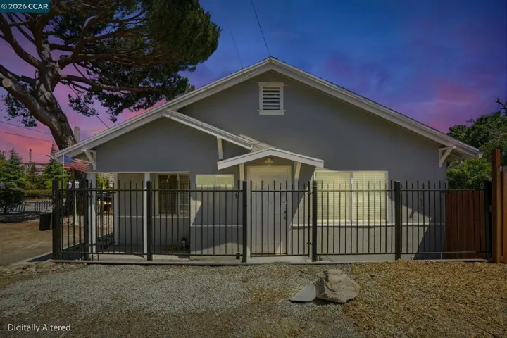 1370 Vine Ave, Martinez, California 94553
