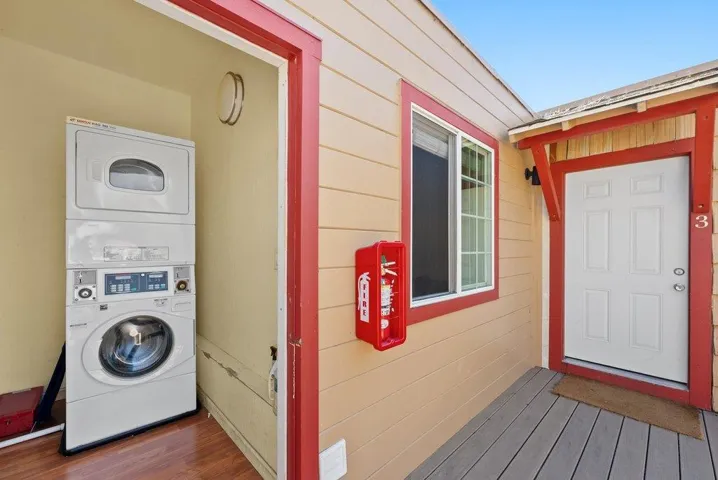 817 California Street, Santa Cruz, California 95060