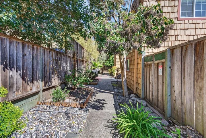 817 California Street, Santa Cruz, California 95060