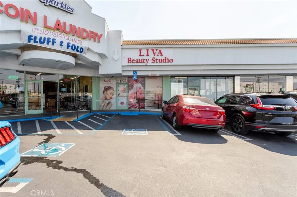 13521 Sherman Way