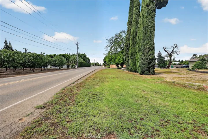 3276 E Olive Avenue, Merced, California 95340