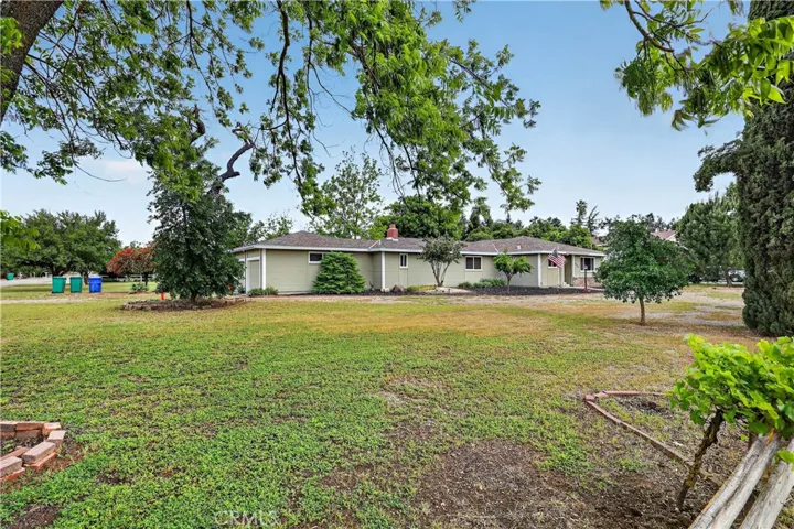 3276 E Olive Avenue, Merced, California 95340