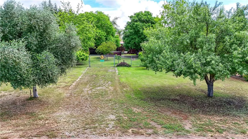 3276 E Olive Avenue, Merced, California 95340