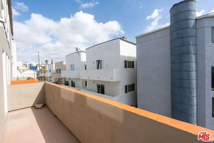 110 Fleet Street, Marina Del Rey, California 90292