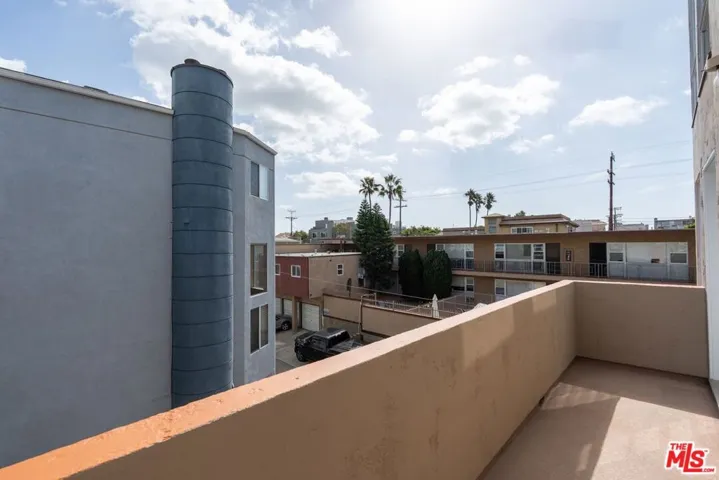 110 Fleet Street, Marina Del Rey, California 90292