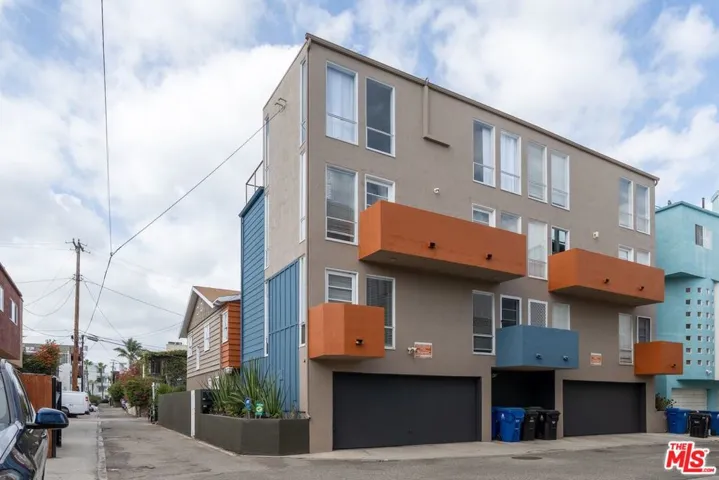 110 Fleet Street, Marina Del Rey, California 90292
