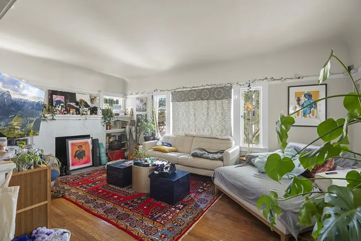 326 Athol Avenue, Oakland, California 94606