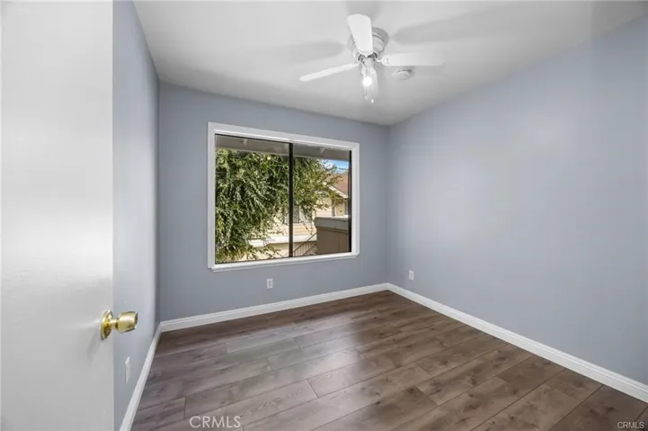 Secondary bedroom