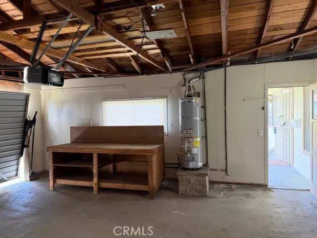 20626 Roseton, Lakewood, California 90715