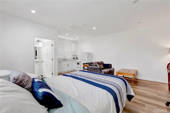 2149 Cullivan Street, Los Angeles, California 90047
