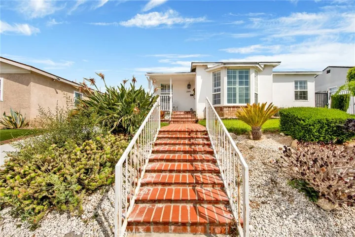 2149 Cullivan Street, Los Angeles, California 90047
