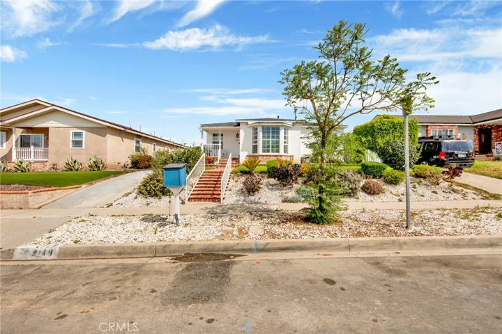 2149 Cullivan Street, Los Angeles, California 90047