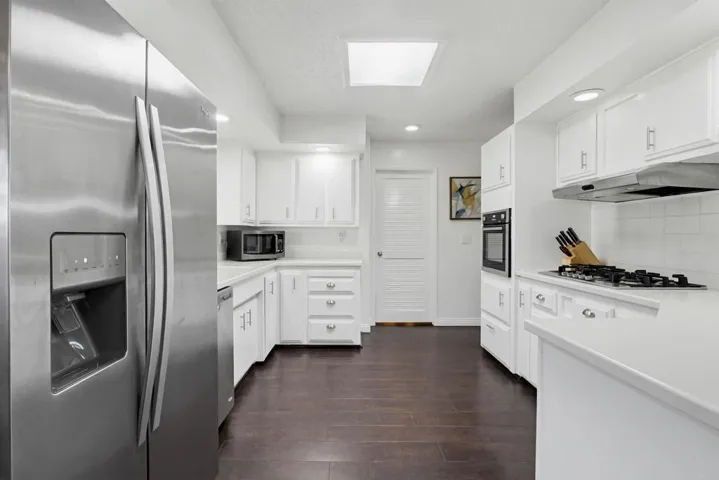 276 N El Camino Real 220, Oceanside, California 92058