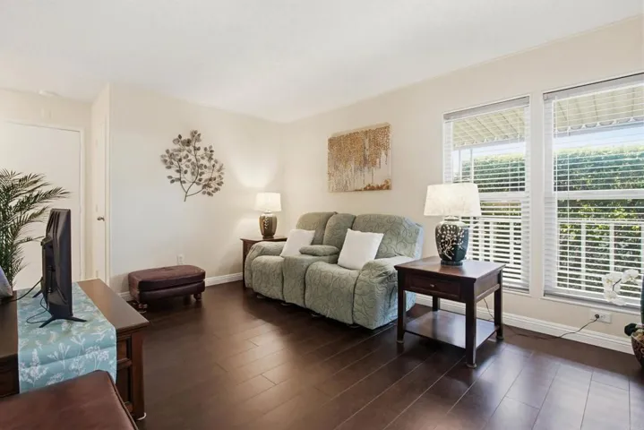 276 N El Camino Real 220, Oceanside, California 92058