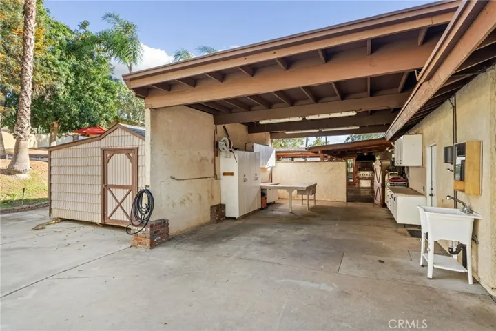 5334 Agate Street, Jurupa Valley, California 92509