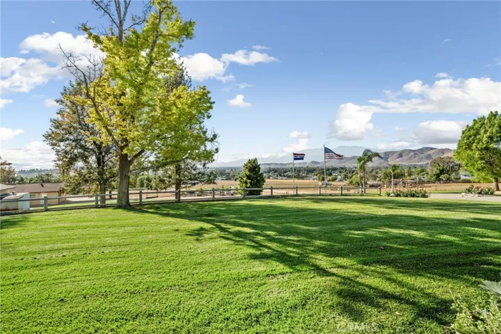 5334 Agate Street, Jurupa Valley, California 92509