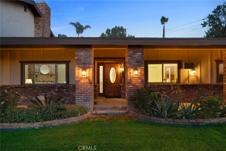 5334 Agate Street, Jurupa Valley, California 92509