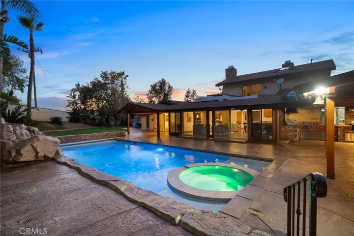 5334 Agate Street, Jurupa Valley, California 92509