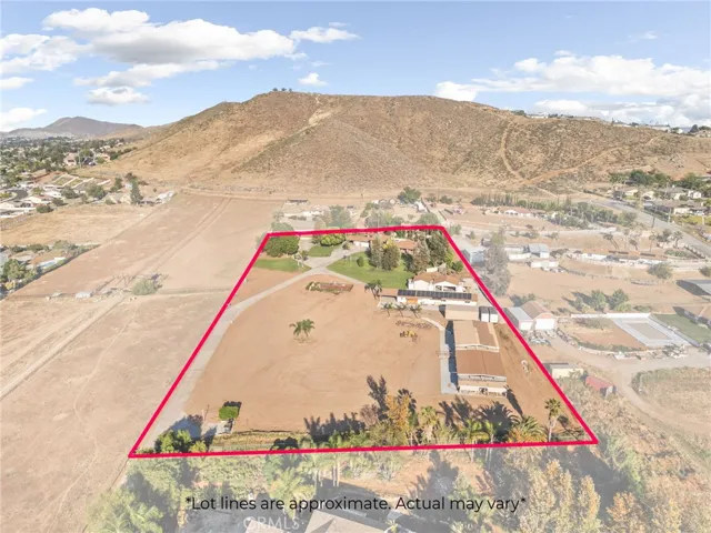 5334 Agate Street, Jurupa Valley, California 92509